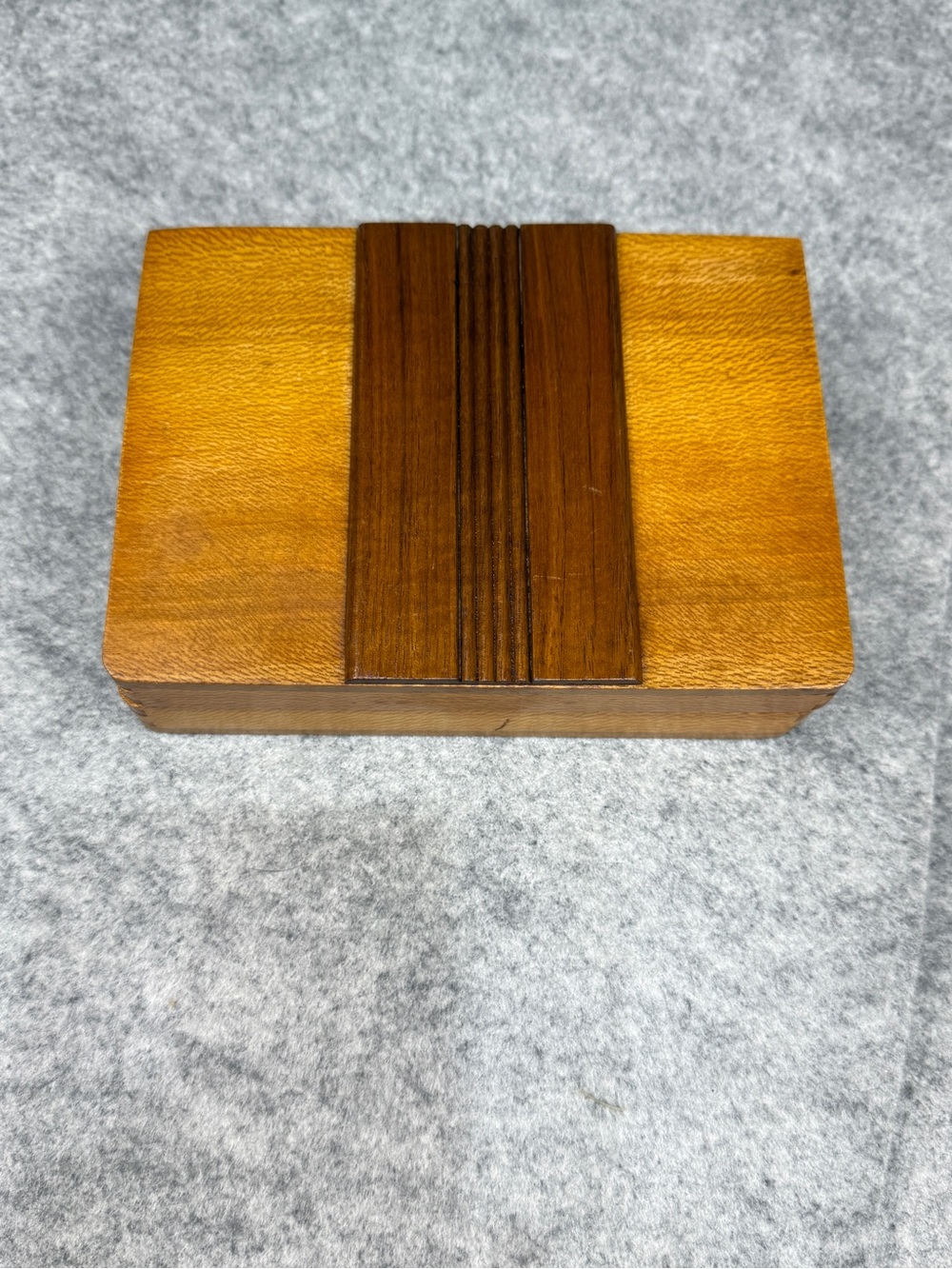 Vintage Wooden Cigar Box Art Deco Tobacco Keepsake Case